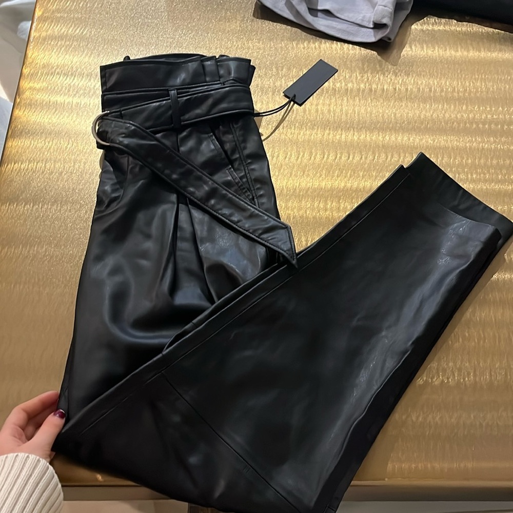 NWT Blank Nyc Paperbag Black Pants - Picture 1 of 6
